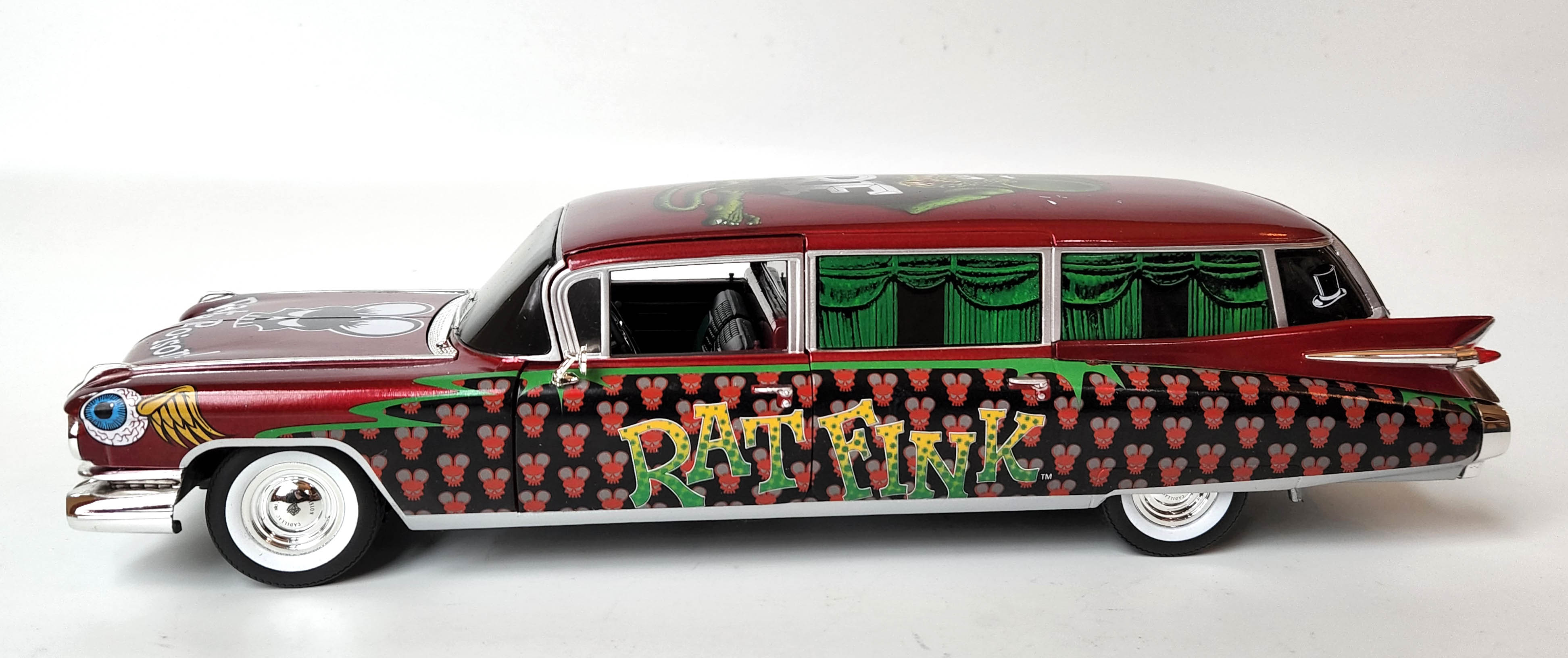 1959 Cadillac Rat Fink hearse – Savage On Wheels