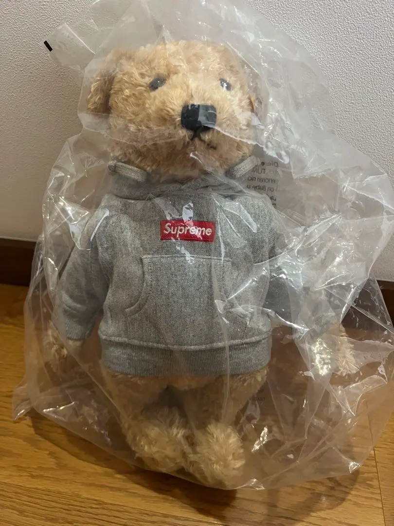 2026年最新】STEIFF supremeの人気アイテム - メルカリ