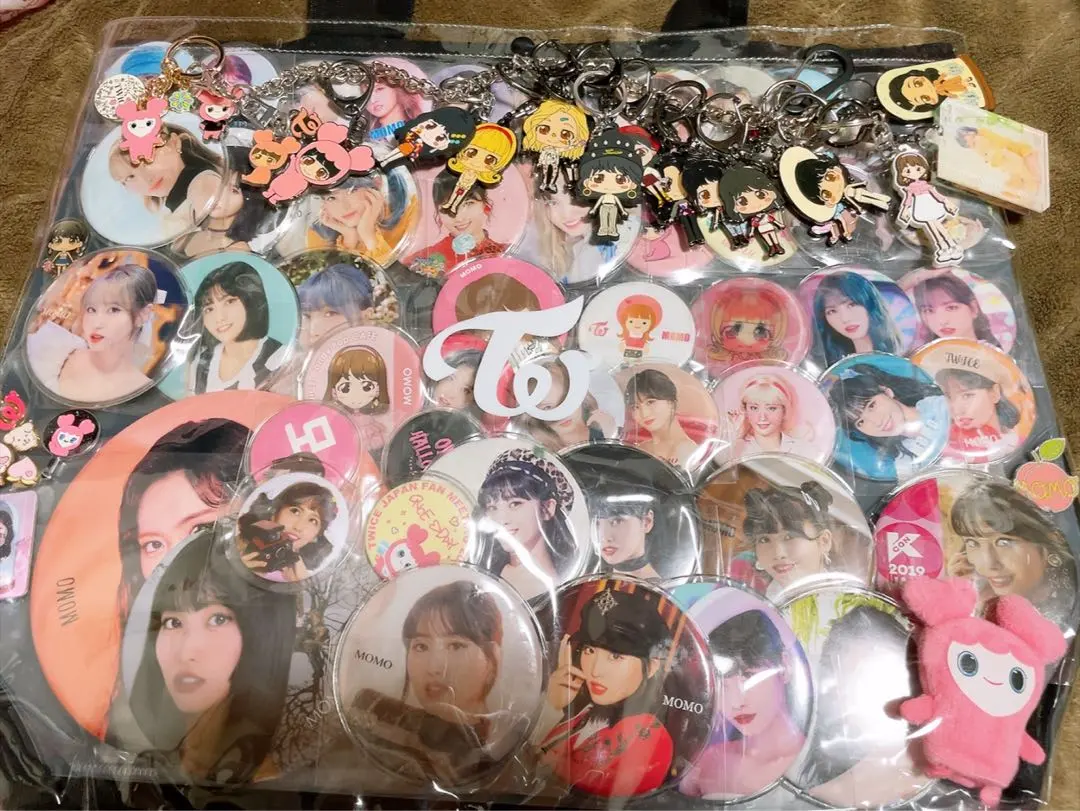 2026年最新】twiceモモ痛バの人気アイテム - メルカリ