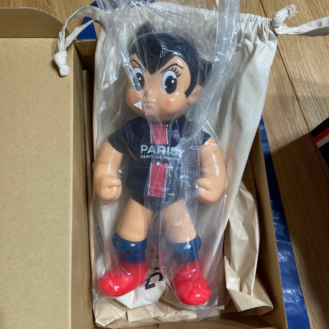 SECRET BASE ASTRO BOY PARISSAINT-GERMAIN