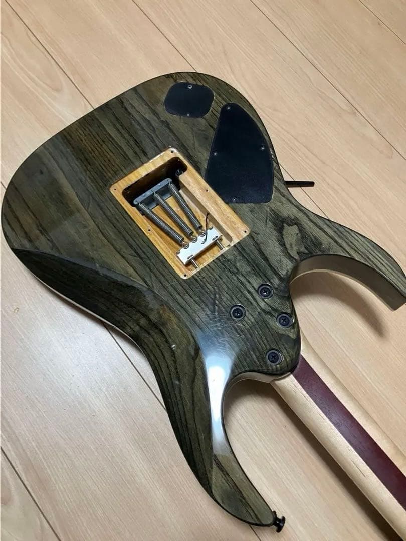 廃盤レアIbanez IronLabel RGIX6DLB SNB - メルカリ
