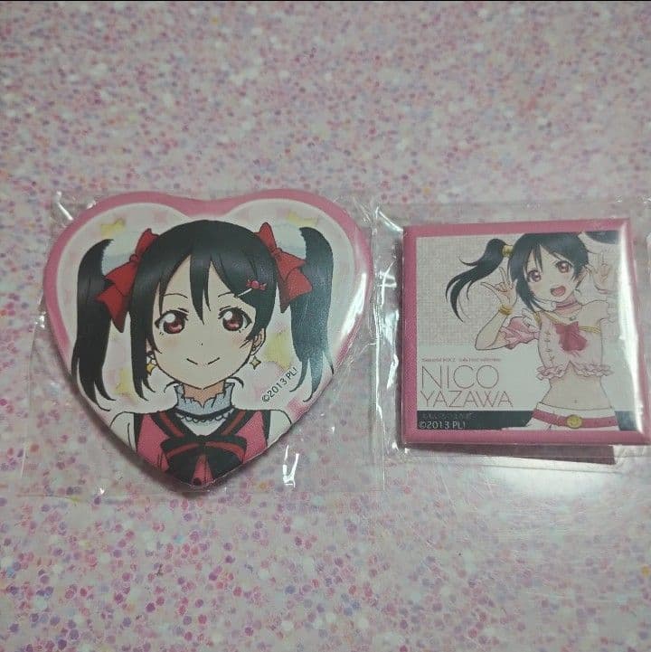 ラブライブ　μ's　矢澤にこ　5th　ガチャ　ハート型缶バッジ ラブライブ μ's 中国限定 キラセン ホログラム ハート形 缶バッジ 矢澤
