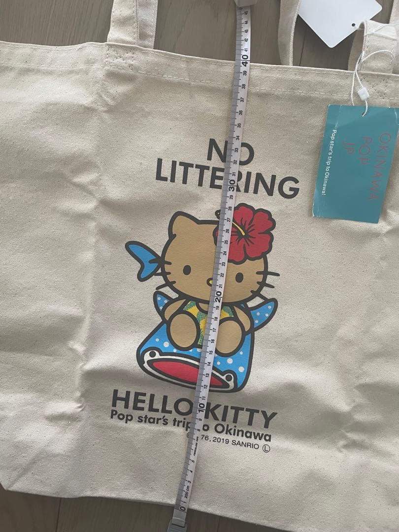 ご当地キティ 沖縄 ジンベイザメ キャンバストートバッグ 新品 - メルカリ