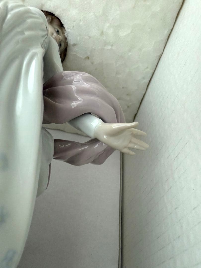 半額以下 完品 Spring splendor LLADRO リヤドロ 春の輝き - メルカリ
