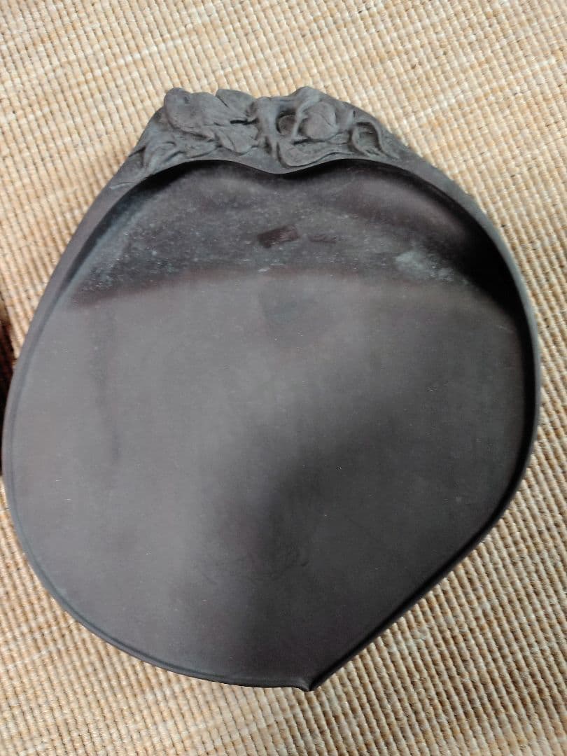 端渓の硯石　鳥の彫刻　珍品か 楽天市場】麻子抗端渓硯【天然硯(8吋)】(定価28600円 KY 彫り有 木箱