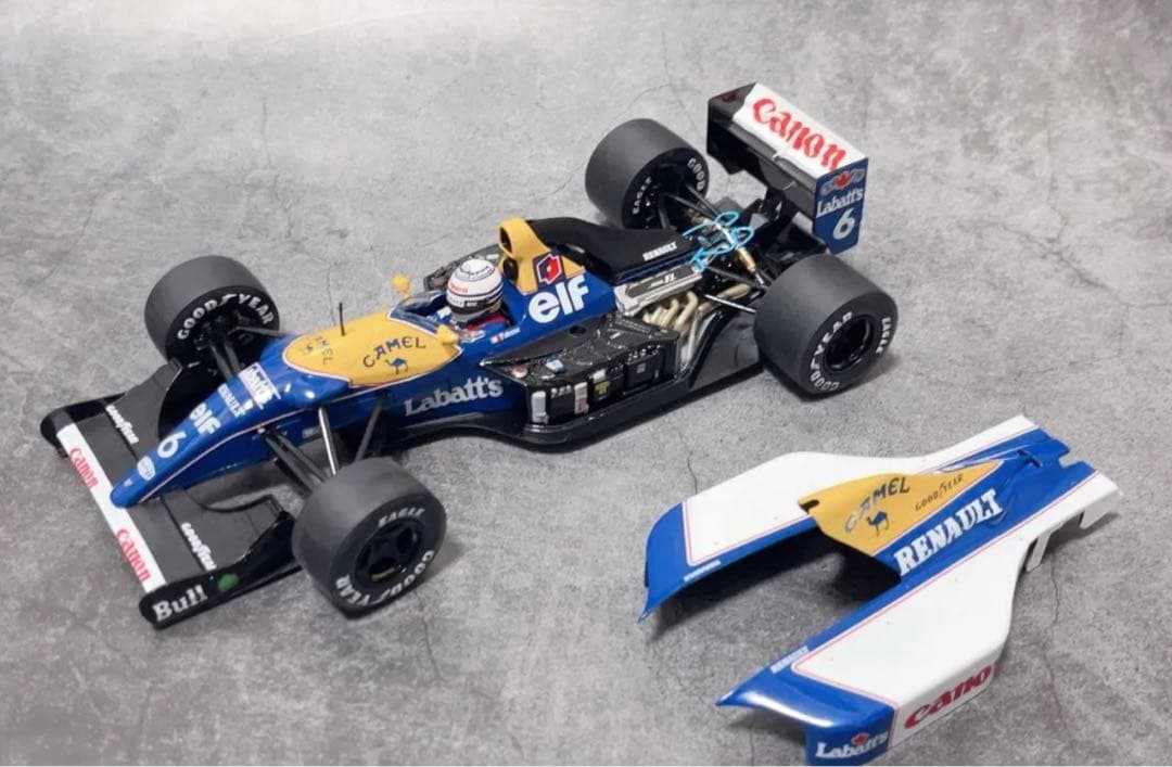 カスタム品 1/18 Quartzo ウィリアムズ ルノー FW14B カスタム品 1/18 Quartzo ウィリアムズ ルノー FW14B - メルカリ