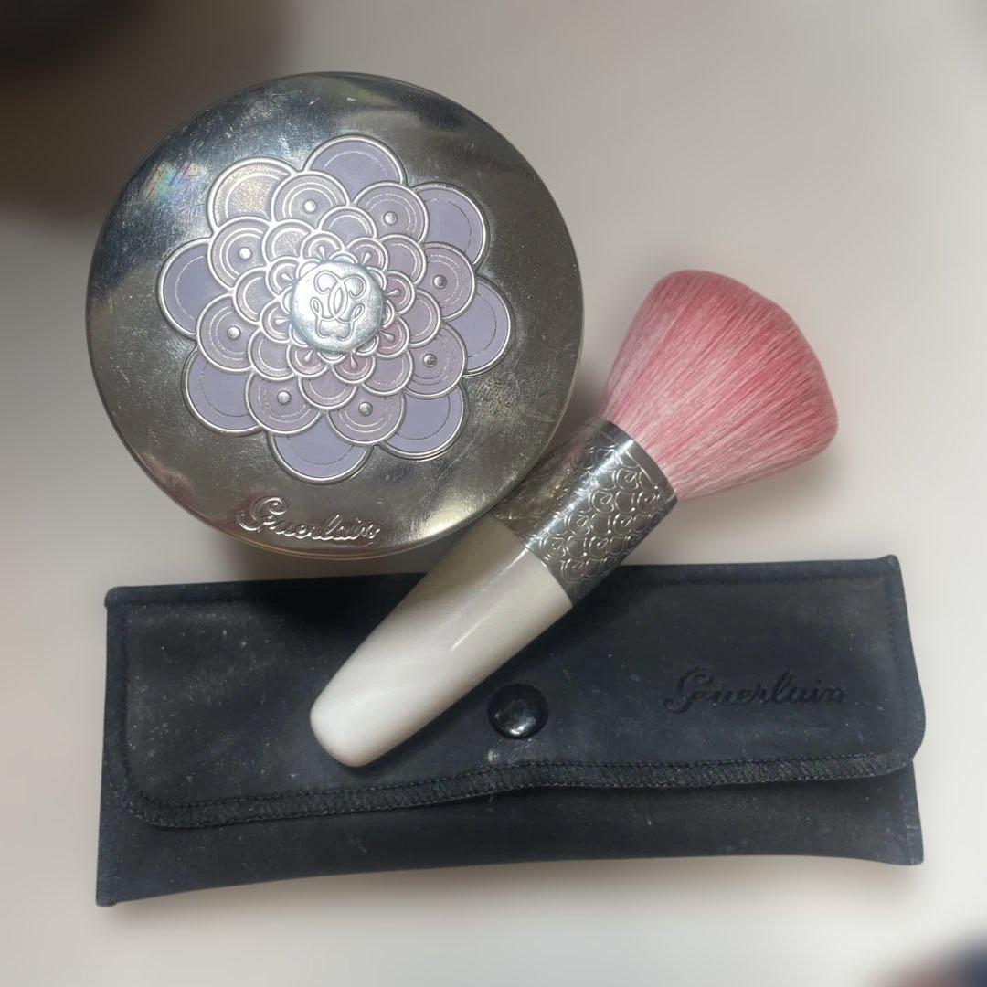 Guerlain Météorites フェイスパウダー 25g、ブラシセット - メルカリ