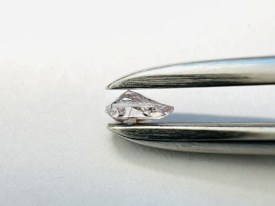 0.097ct 天然ピンクダイヤモンド LIGHT PURPLISH PINK