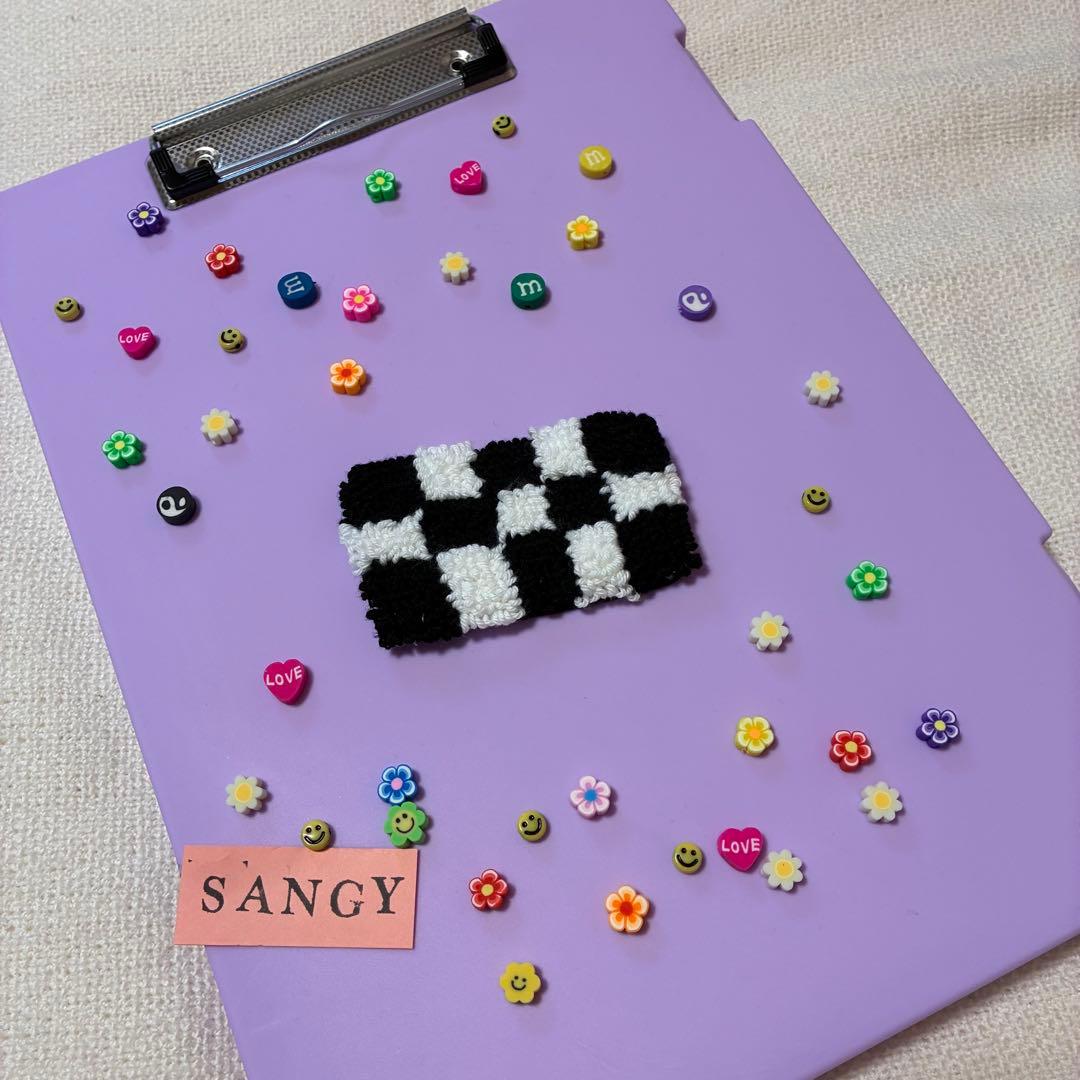 【ハンドメイド】チェッカーラグ　パンチニードル　ミニラグ　アクセサリートレイ パンチニードルで作るミニラグ リーフ: キット｜手づくりタウン by