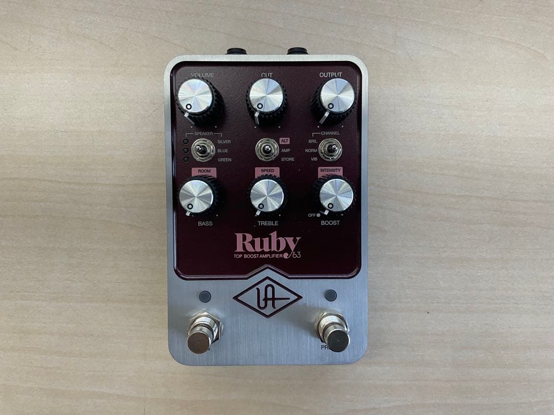 ギター UAFX - Ruby 63 Top Boost Amplifier - Universal Audio UAFX Ruby '63 Top Boost Amplifier Effects Pedal