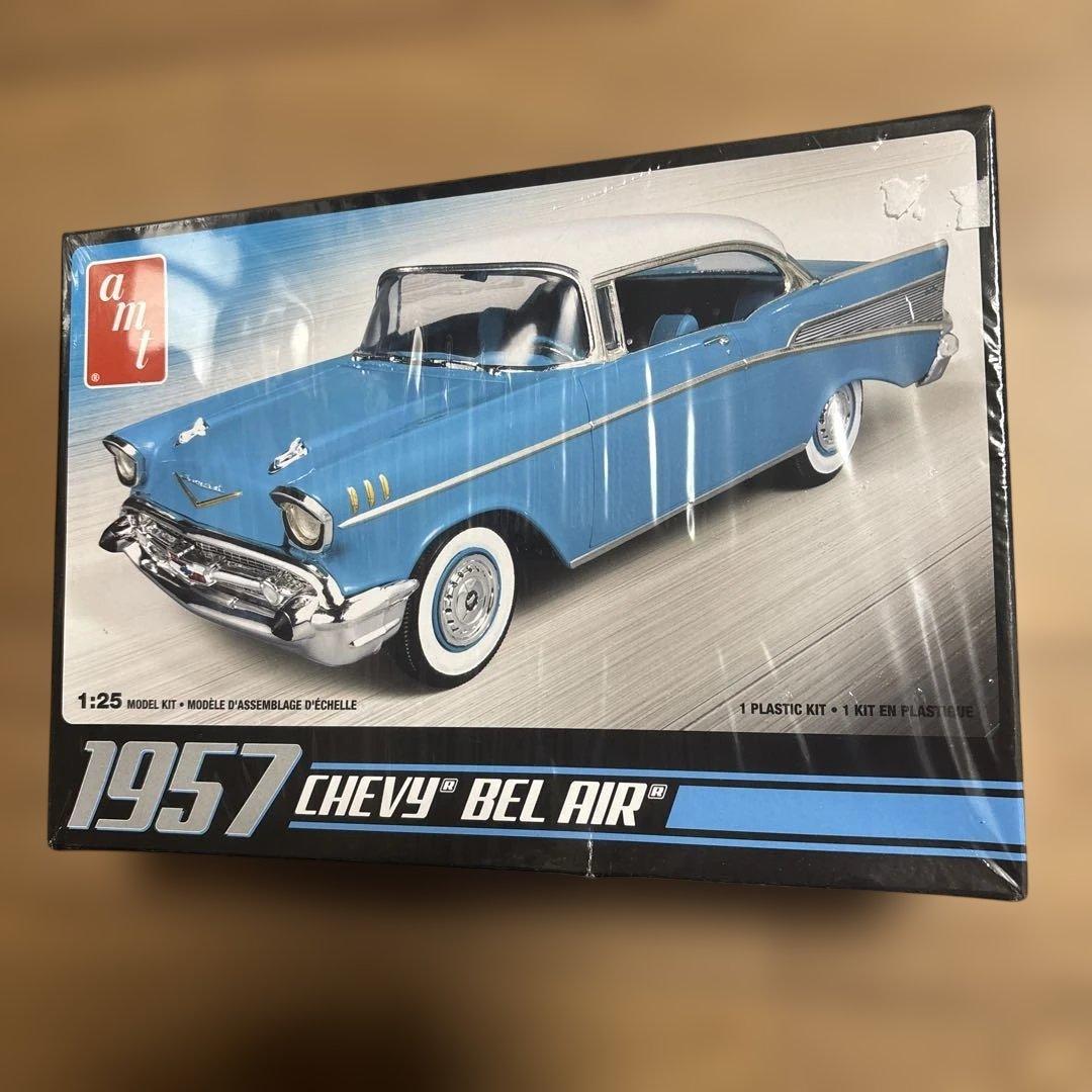 1957 Chevy Bel Air プラモデルキット AMT 1/25 1957 Chevy Bel Air Street Machine Model Kit (Level 2
