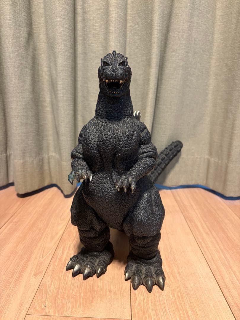 ゴジラ　特大ソフビ　フィギュア　1991（右手塗料付着あり） BANDAI(バンダイ) ゴジラ 1991年 特大ソフビフィギュア｜トレファクONLINE