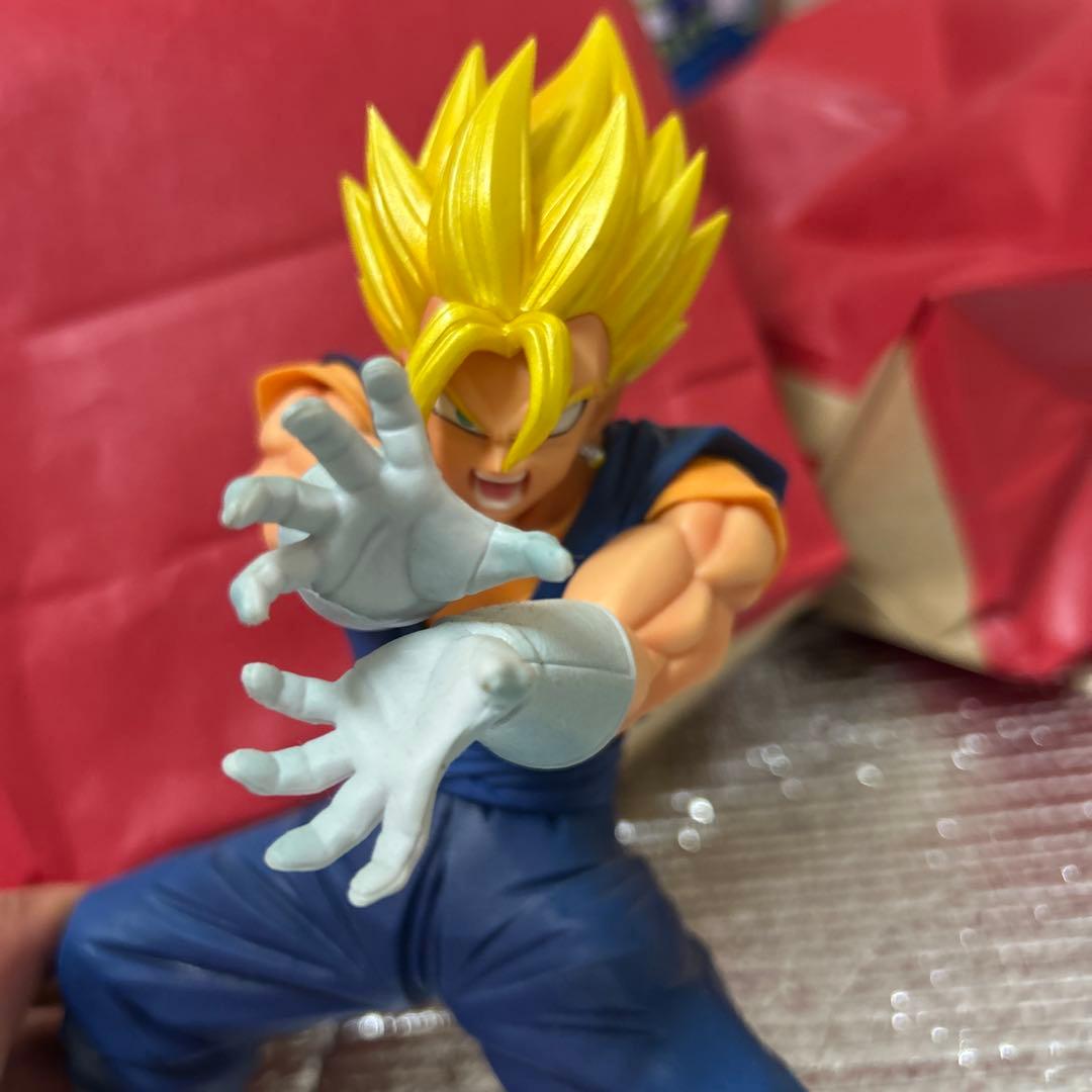ドラゴンボール スーパサイヤ人ゴクウ フィギュア S.H.Figuarts スーパーサイヤ人孫悟空-伝説のスーパーサイヤ人- | 魂ウェブ
