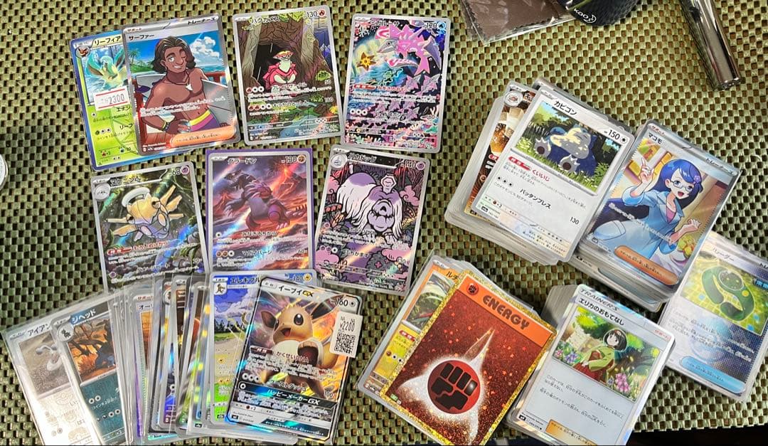 も*ー様 ポケモンカードまとめ売り　メガオーダイル　ピカチュウ　イーブイ　グラー 海外版 ポケモンカード ピカチュウ4枚セットに｜Yahoo!フリマ（旧