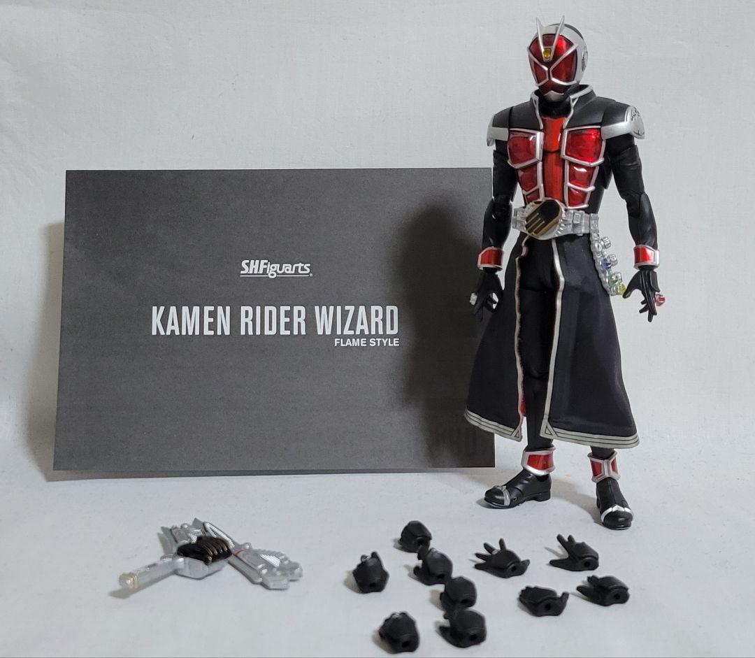S.H.フィギュアーツ 真骨彫製法 仮面ライダーウィザード フレイムスタイル Amazon.co.jp: TAMASHII NATIONS S.H.フィギュアーツ 仮面ライダー