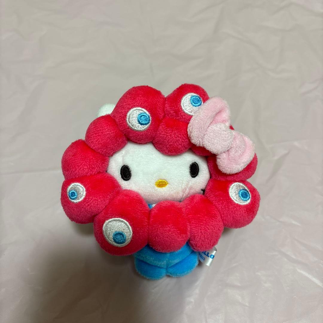 ミャクミャク サンリオ ハローキティ ぬいぐるみ - メルカリ