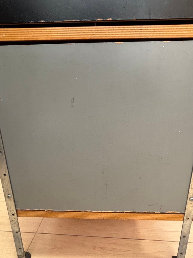 イームズ Eames esu HermanMiller Nigo g1950 - メルカリ