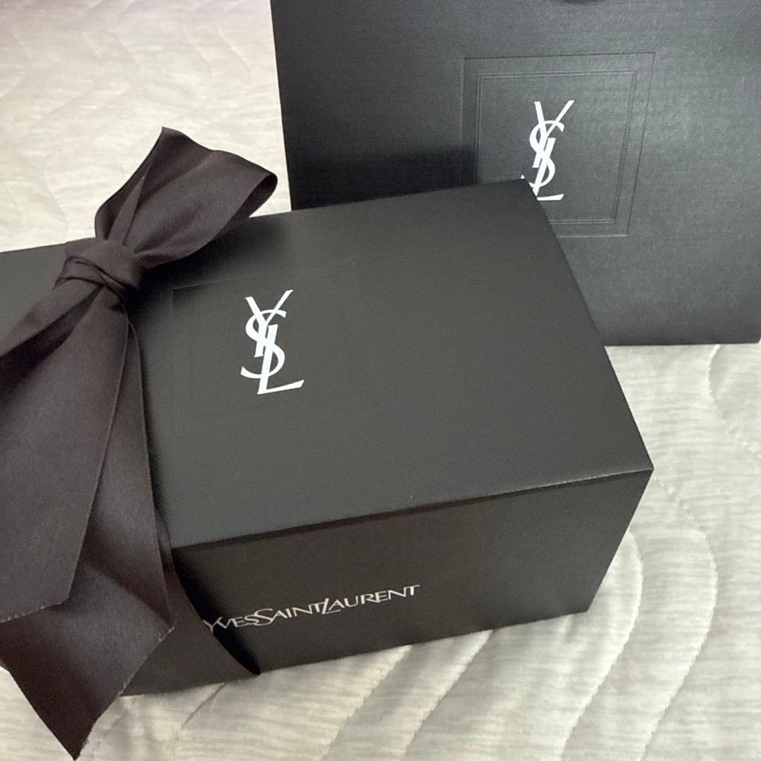 Yves Saint Laurent 【MYSLF オーデパルファム】 imgrc0104720839.jpg