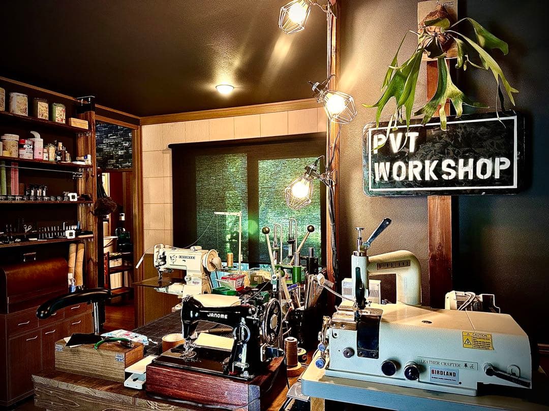初売！Pvt.Workshop 極CL 本革 デッキケース ハーフ