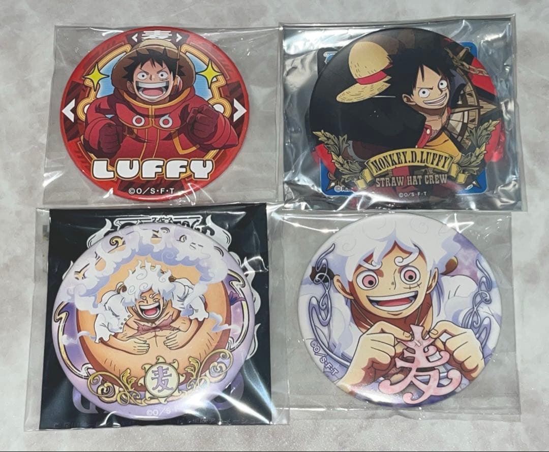 ONE PIECE輩缶バッジ ルフィ 4点セット - メルカリ