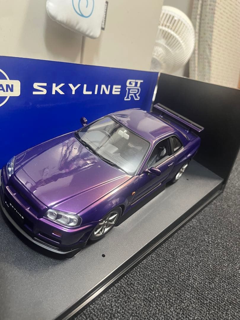 AUTOart  NISSAN SKYLINE GT-R R34【１／１８】 AUTOart 1:18 Nissan Skyline GT-R (R34) Nismo Z-tune 2005 黒 77463