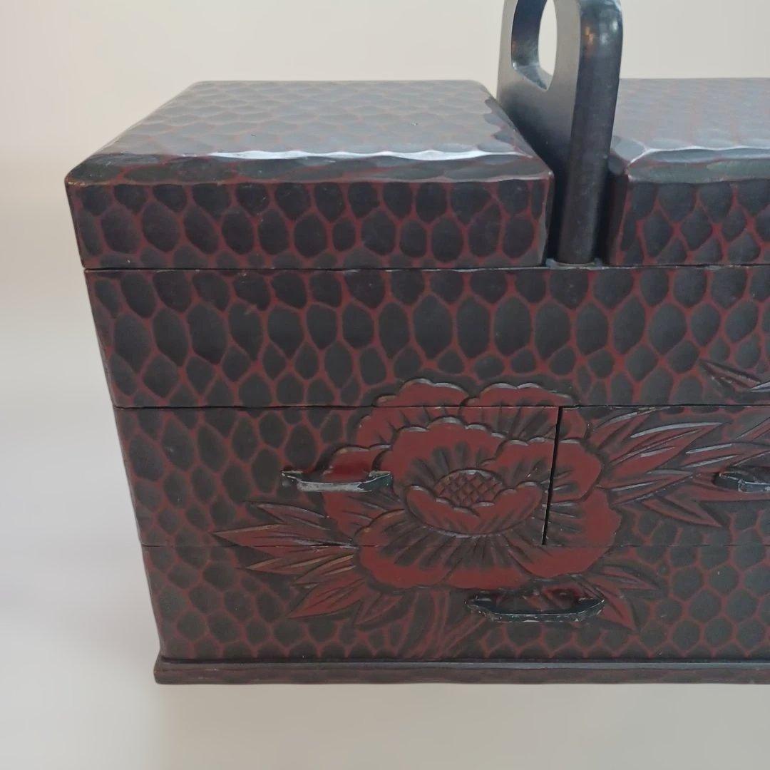鎌倉彫 牡丹柄 2段小物入れ 裁縫箱 昭和 ハンドメイド - メルカリ