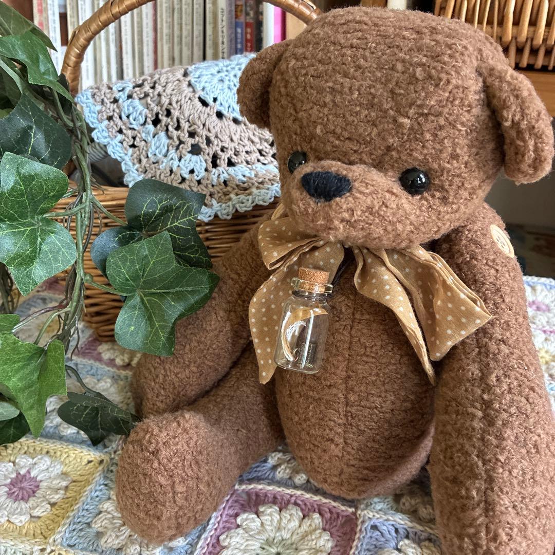 テディベア　クマのぬいぐるみ　茶色　リボン　ハンドメイド くまぬいぐるみ ふわもこリボン付きぬいぐるみ くま 茶色(大)|くま