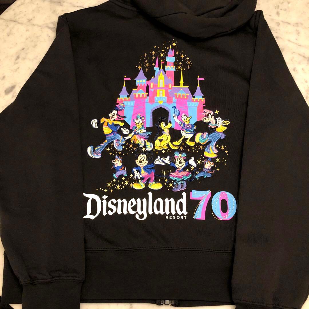 新品】カリフォルニア ディズニーランド 70周年 パーカー Mサイズ DLR