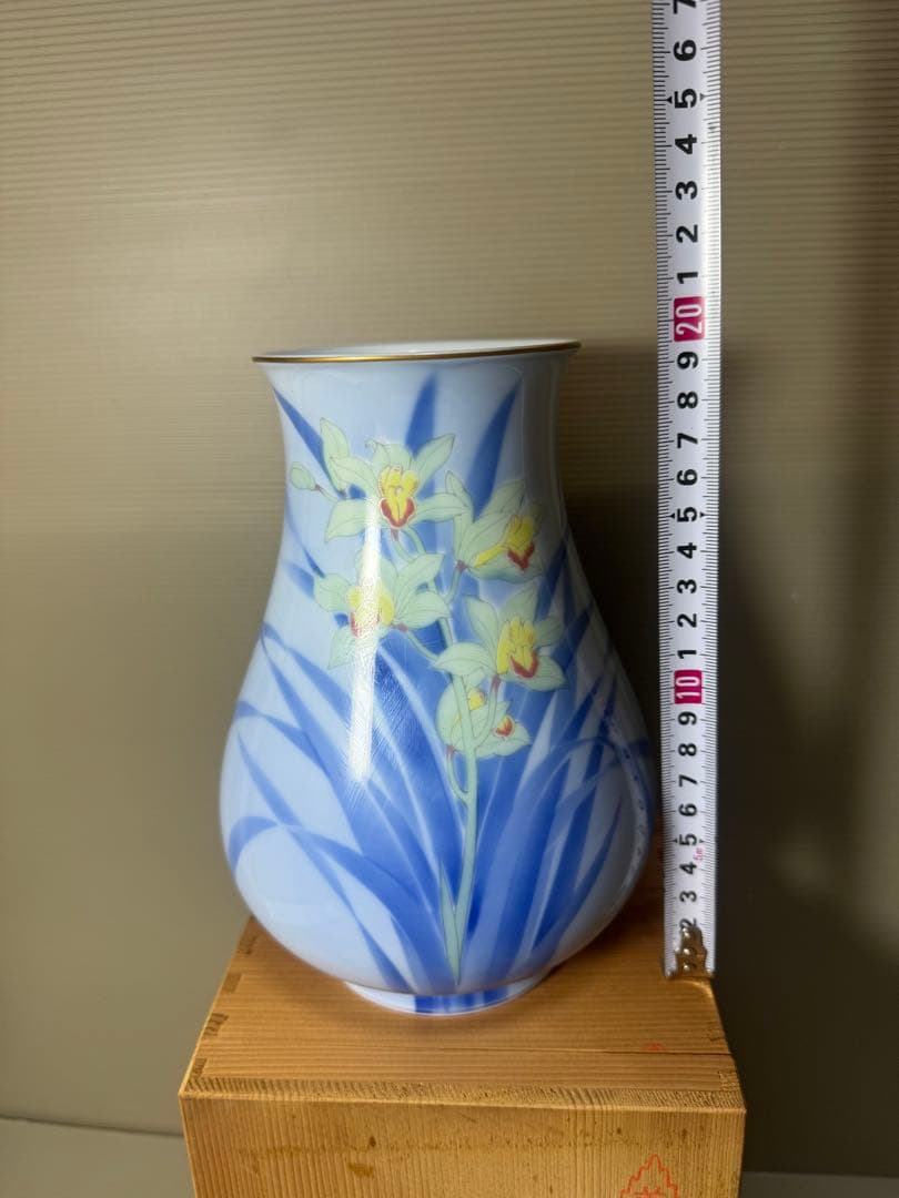 2178 深川製磁 菖蒲 官窯染付 花瓶 金彩 未使用