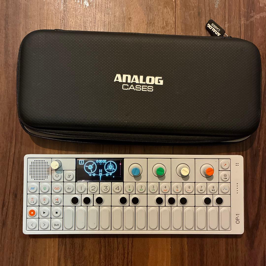 ぱ*う様 op-1 2024年11月メーカーメンテ済み　ケース付き バンダイ(BANDAI) ONE PIECEカードゲーム 神速の拳【OP-11】 (BOX)24