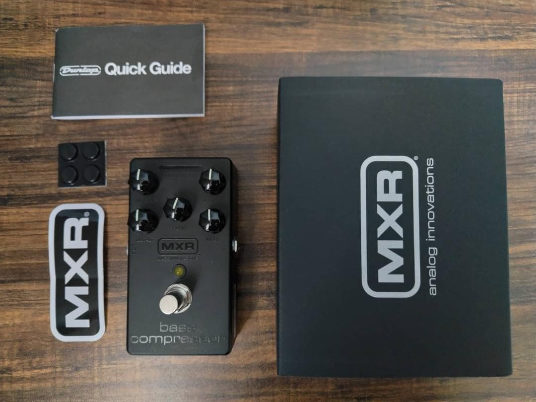 ベース MXR M87B Blackout Series Bass Compressor MXR - M87B BASS COMPRESSOR BLACKOUT, Low Edition Blackout