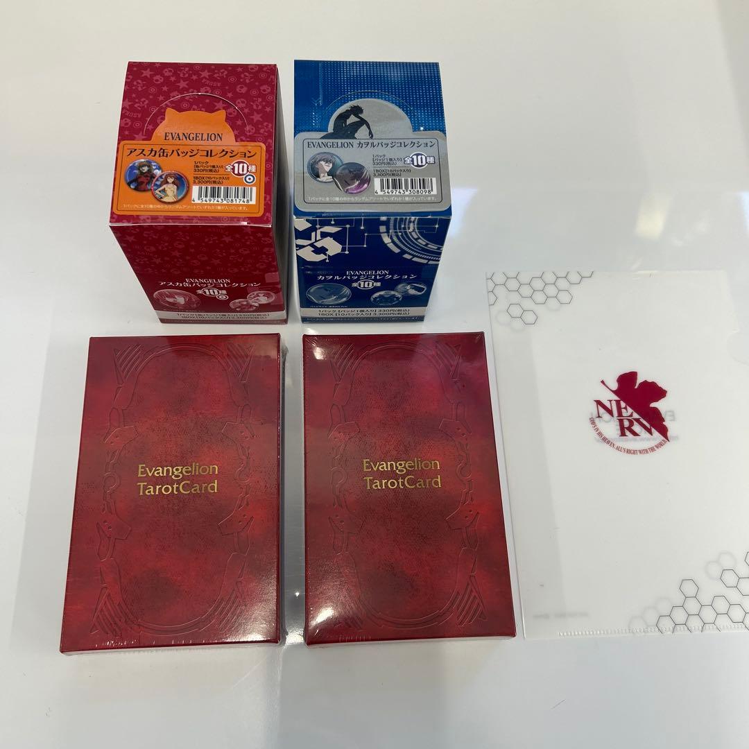 EVA STORE オリジナルアスカ、カヲル缶バッジBOX+タロットカード