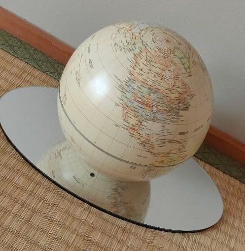激レア 自動で回る地球儀 Amazon.co.jp: MOVA グローブ l 地球儀 l アウタースペースシリーズ