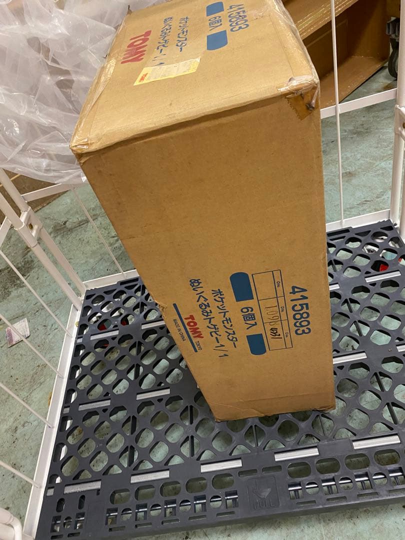 新品未使用♦︎完全未開封トゲピー1/1ぬいぐるTOMYメーカー正規箱
