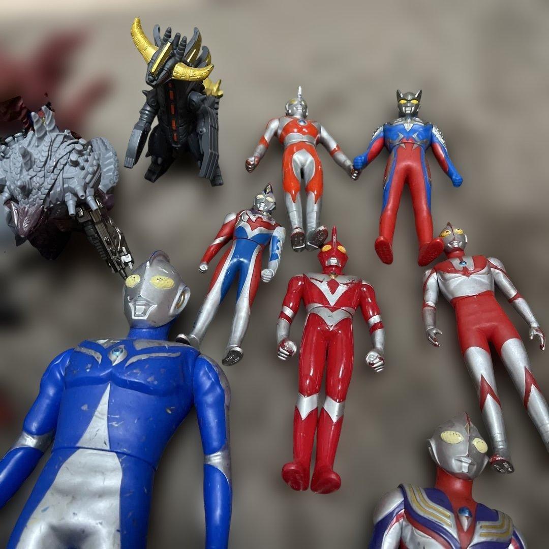 ウルトラマン フィギュアセット 多数 ウルトラマン32体 怪獣20体