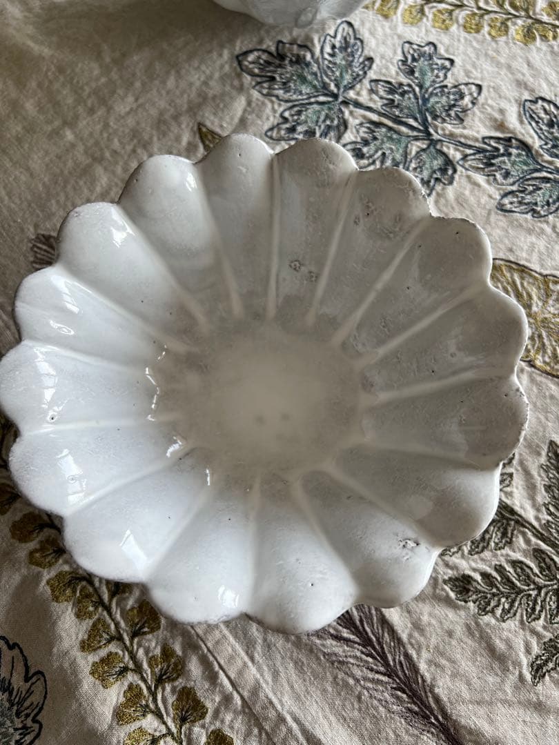 アスティエAstier de Villatte マーガレット フルーツボウル Astier de Villatte マーガレット・鳥のフルーツボウル – Blanc de Juillet