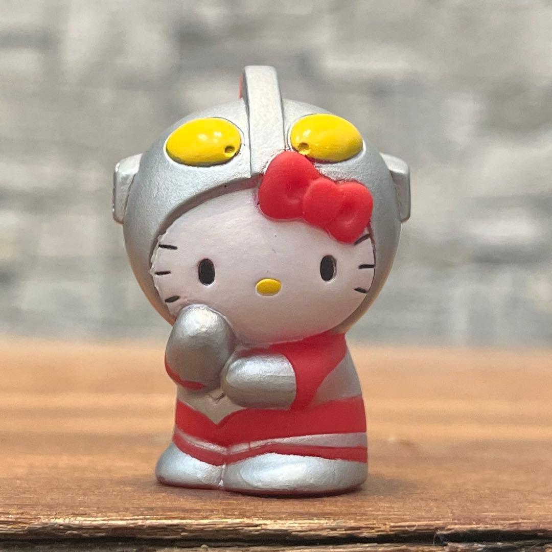 希少！】なりきりハローキティ ウルトラマン キティちゃん 人形