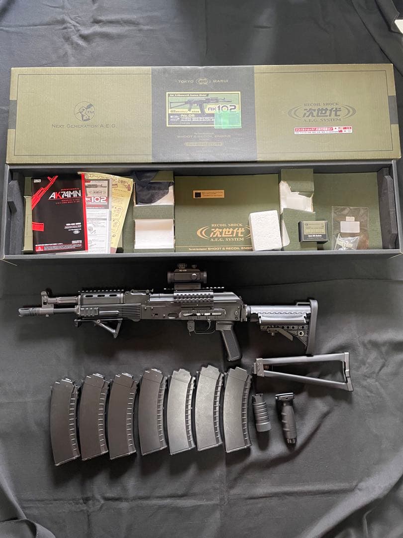 次世代電動ガン　AK102 M4ストックカスタム　マグ7本　サイト　その他セット 東京マルイ] AK102 ストック固定難あり品 動作快調 次世代電動ガン