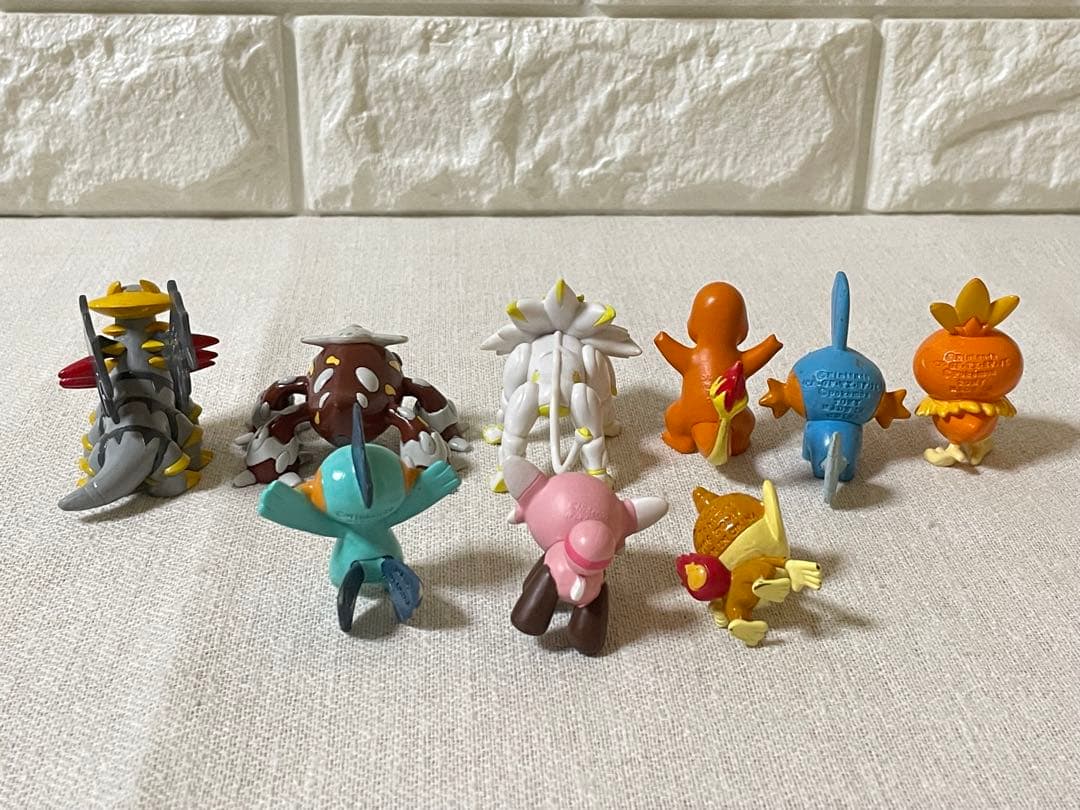 ポケモン モンコレ アルセウス リザードン ピカチュウ レジギガス シードラ