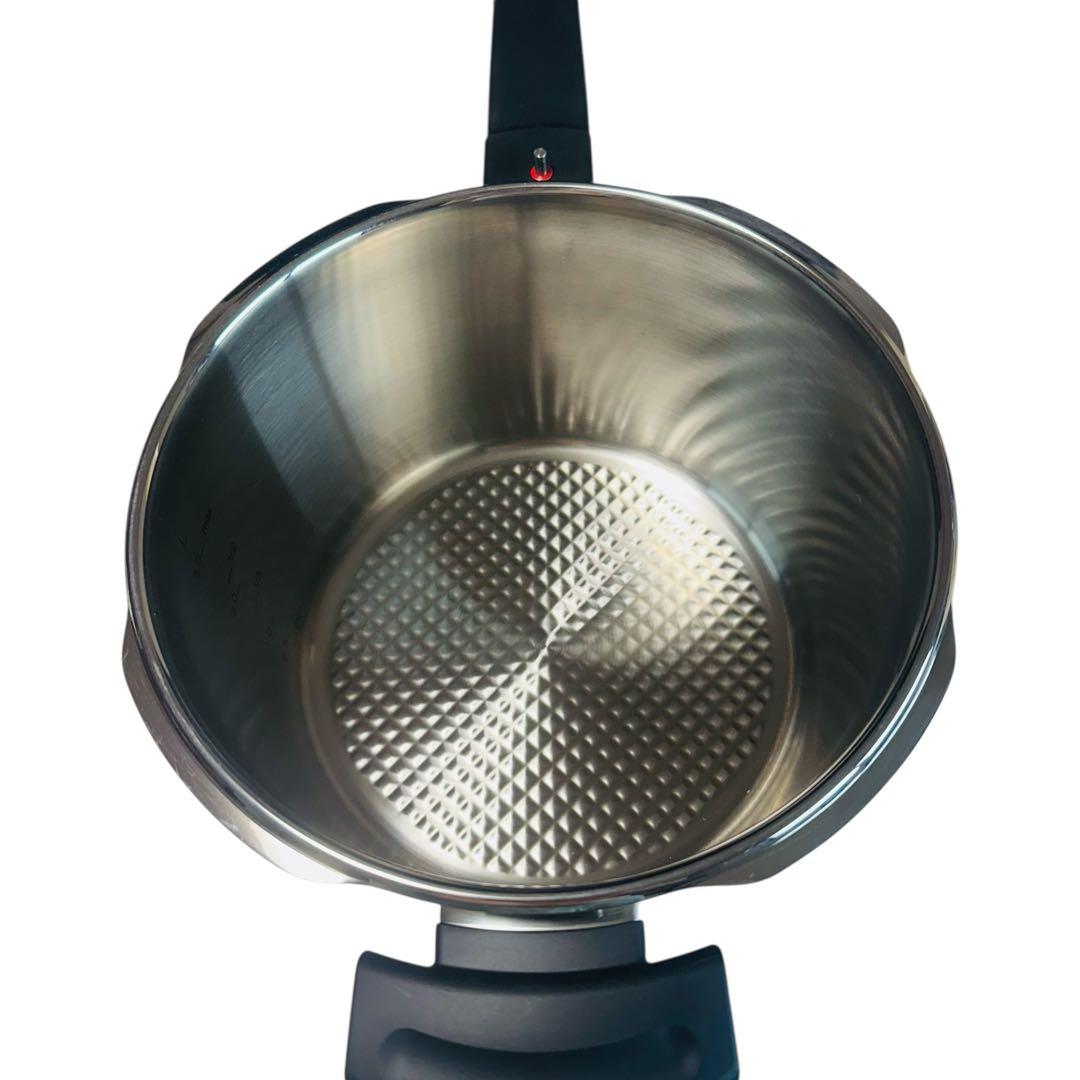 【新品】フィスラー プレミアム 圧力鍋 4.5L IH対応 蒸し器付き