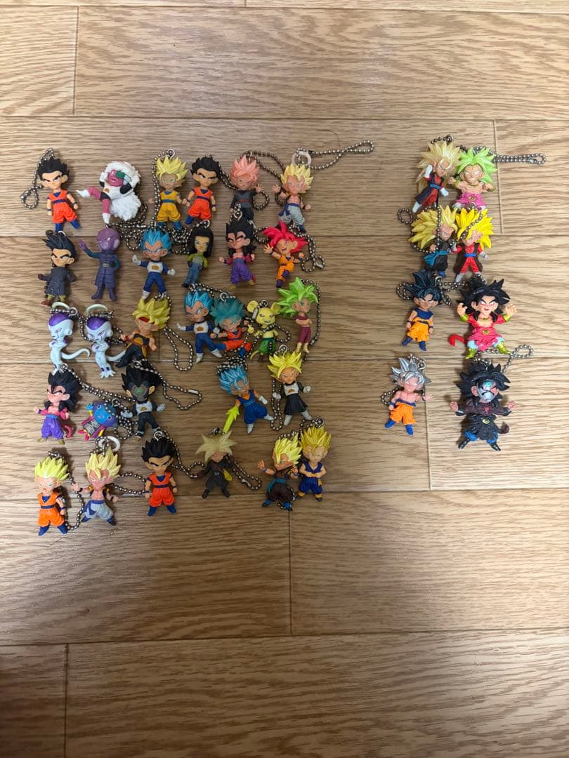 ドラゴンボール フィギュア キーチェーン付き - メルカリ