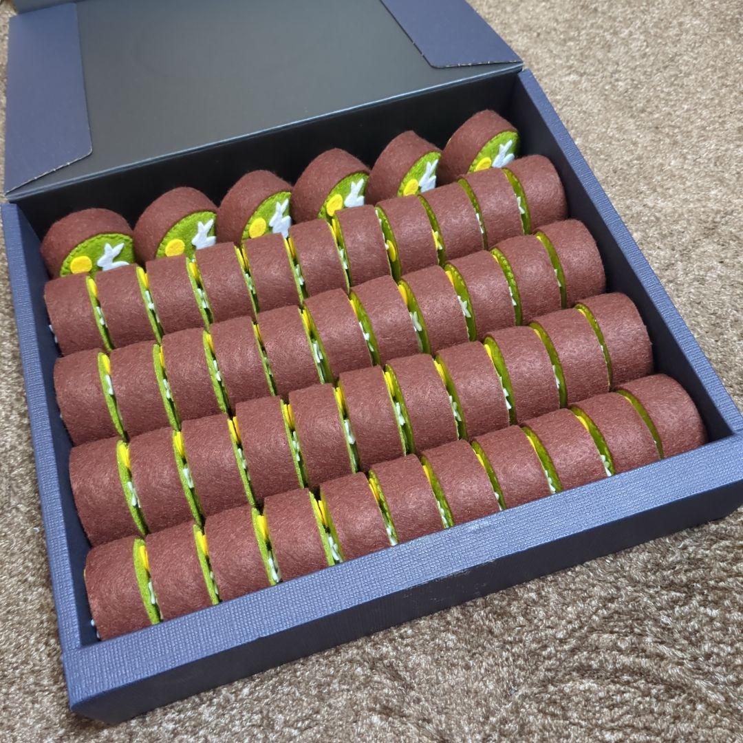 ヤトッチ　　お月見うさぎのミニロールカステラ お月見うさぎのミニロールカステラ② - メルカリ