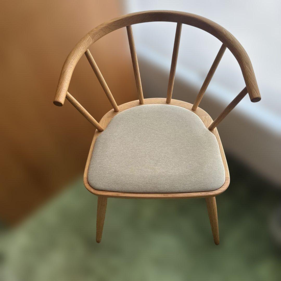 無印良品　オーク材　チェア② 人気の無印良品(MUJI)のオーク無垢材を使用したダイニングチェアー2脚