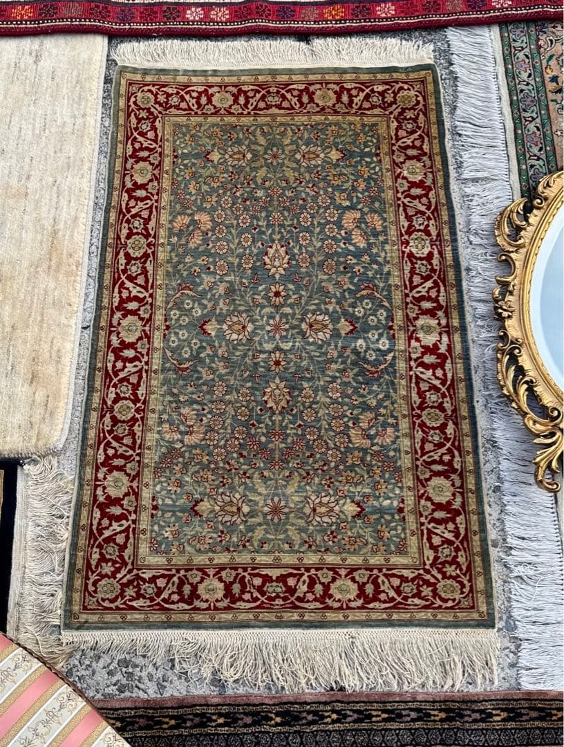 トルコ ヘレケ絨毯 105×65cm シルク100% 手織り ヴィンテージ 2026年最新】トルコ ヘレケの人気アイテム - メルカリ
