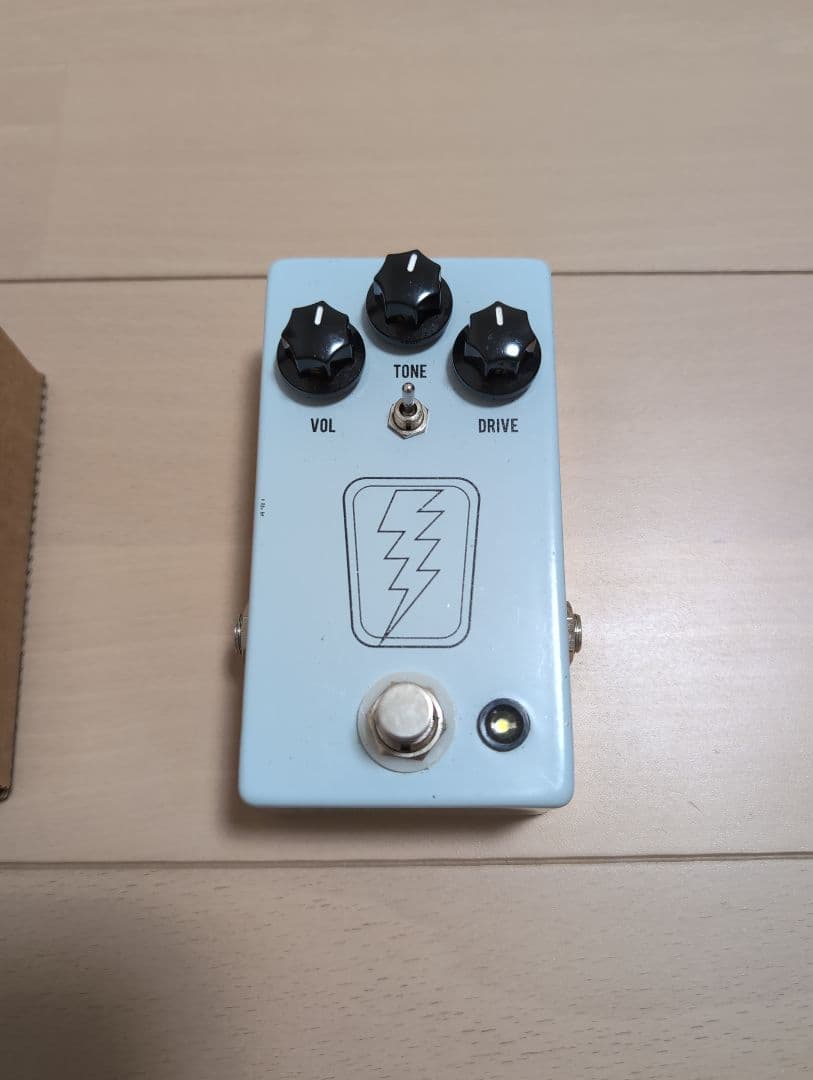 JHS PEDALS Superbolt(初期型) ギターエフェクター JHS' SuperBolt and Morning Glory Pedals – Vintage Guitar® magazine