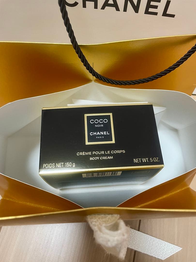 シャネル　Coco Noir ボディクリーム 150g ギフト用可能 Amazon.com : Coco Noir by Chanel for Women - 5 oz Body Cream
