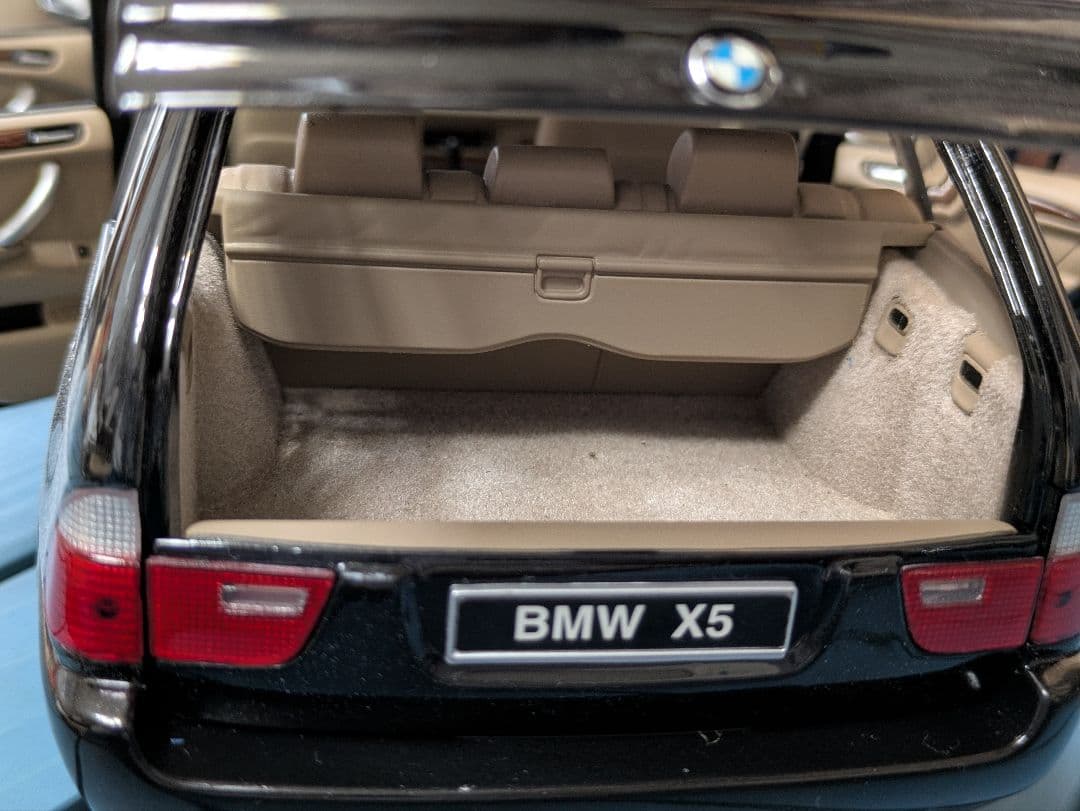京商 BMW X5 4.4i ミニカー　1:18