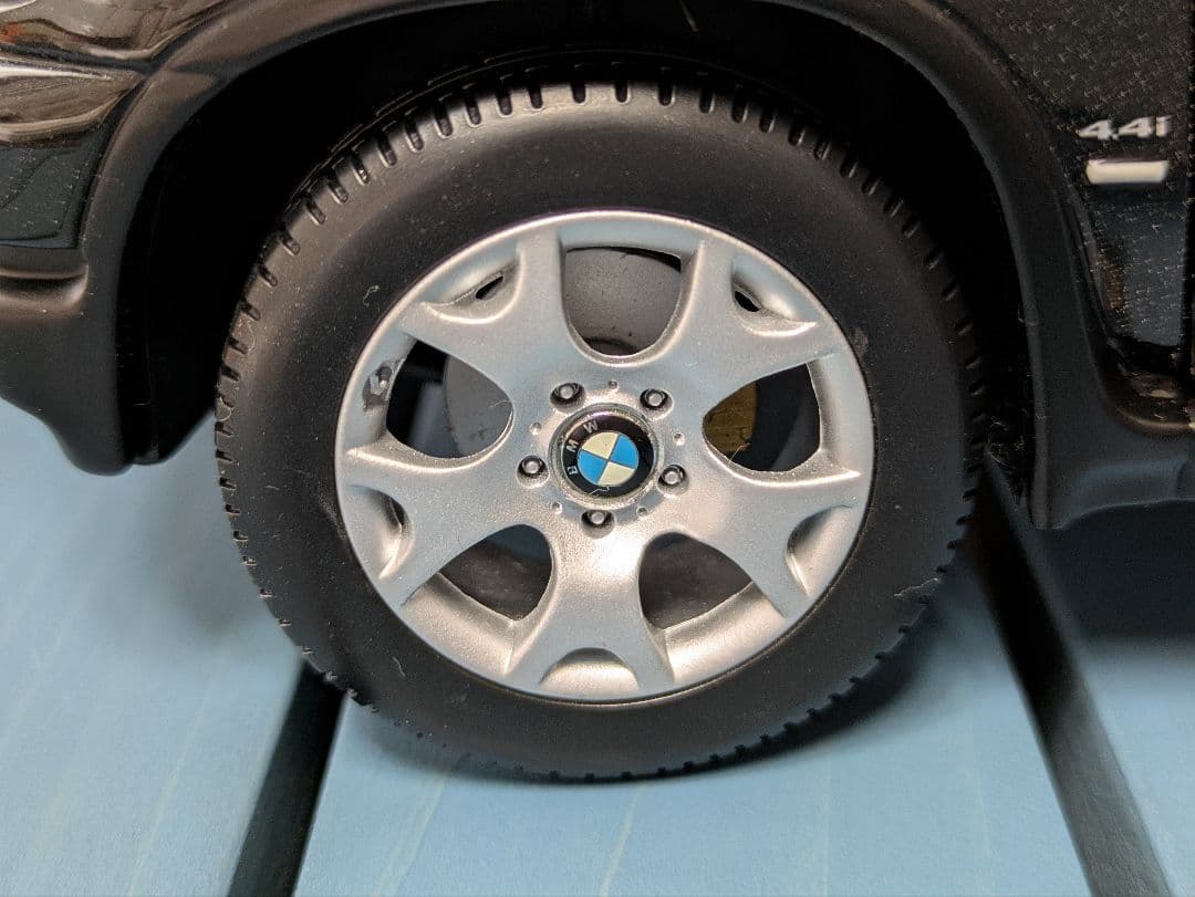 京商 BMW X5 4.4i ミニカー　1:18