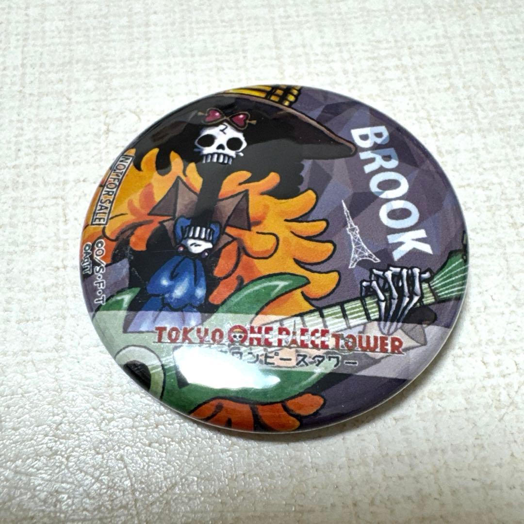 ワンピースタワートンガリ缶バッジ ブルック2種&20周年缶バッジ他