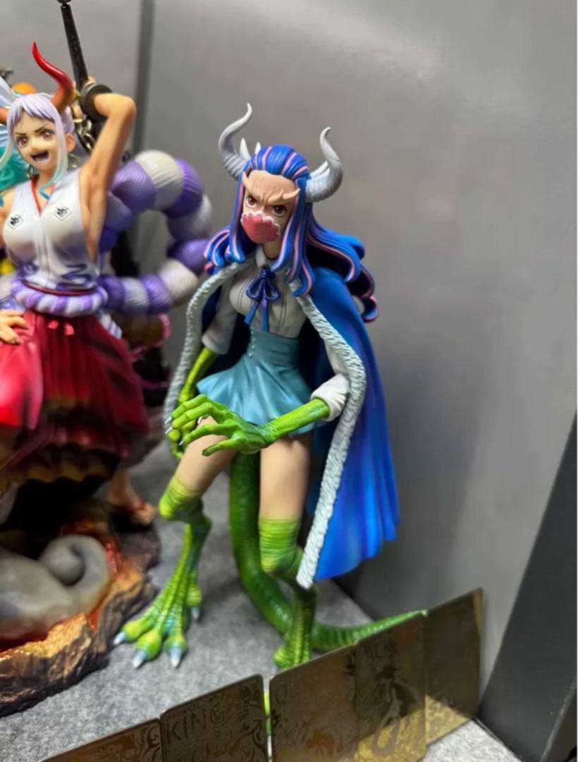 ONE PIECE ワンピース うるティ 【飛び六胞】フィギュア ガレージ
